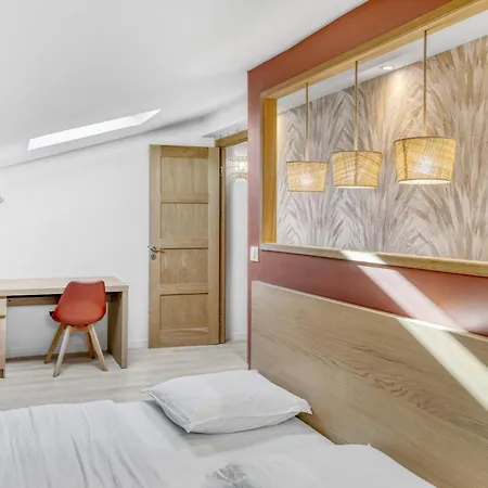 F3 Rue Marechal Foch, Hypercentre A 2 Minutes Du Palais Des Festivals *